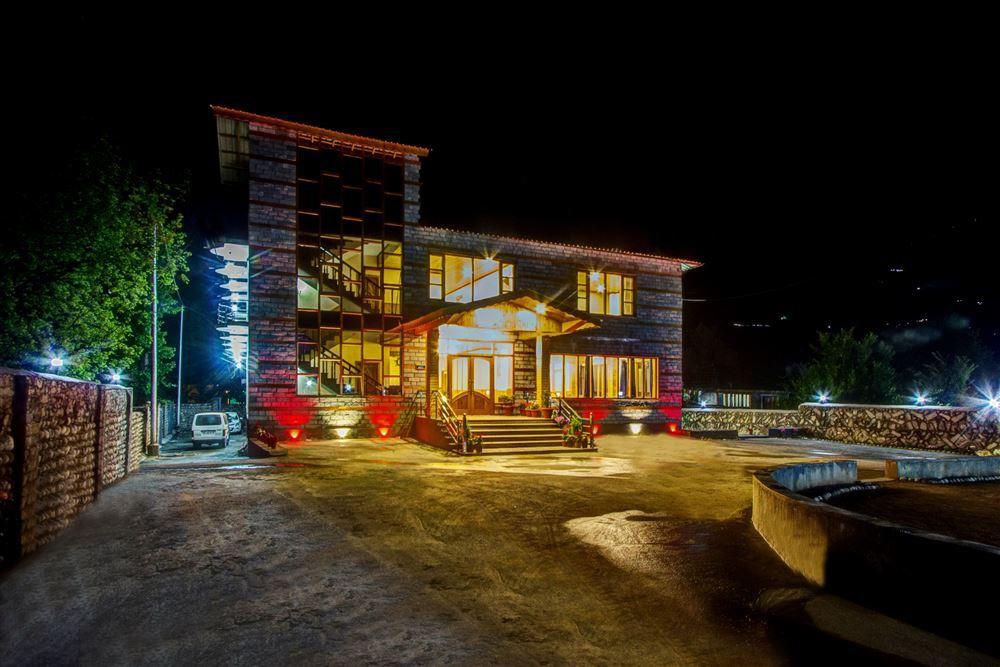 Aamod At Apple Town Hotel - Manali (Himachal Pradesh) — Photos 2